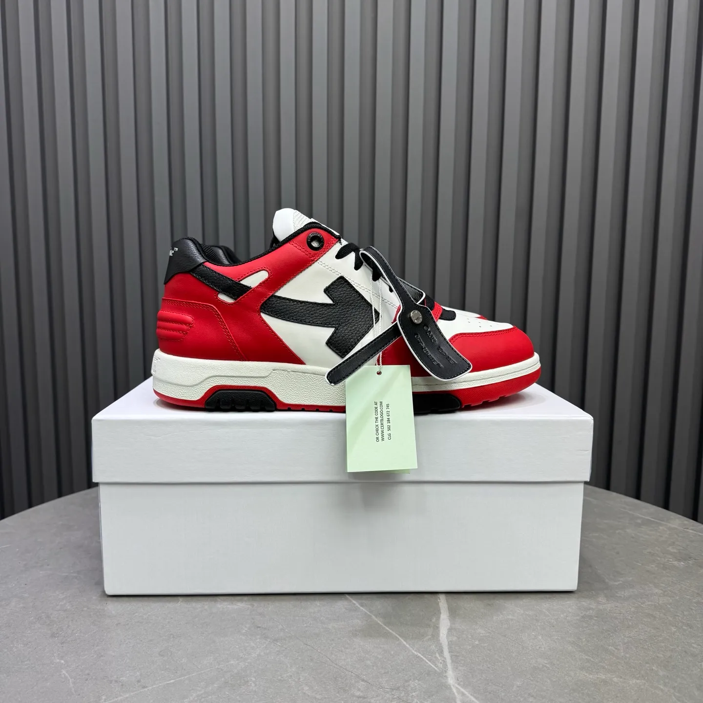 P620 OFF WHITE⚡️Couple model⚡️35-40 women’s model 39-46 men’s model